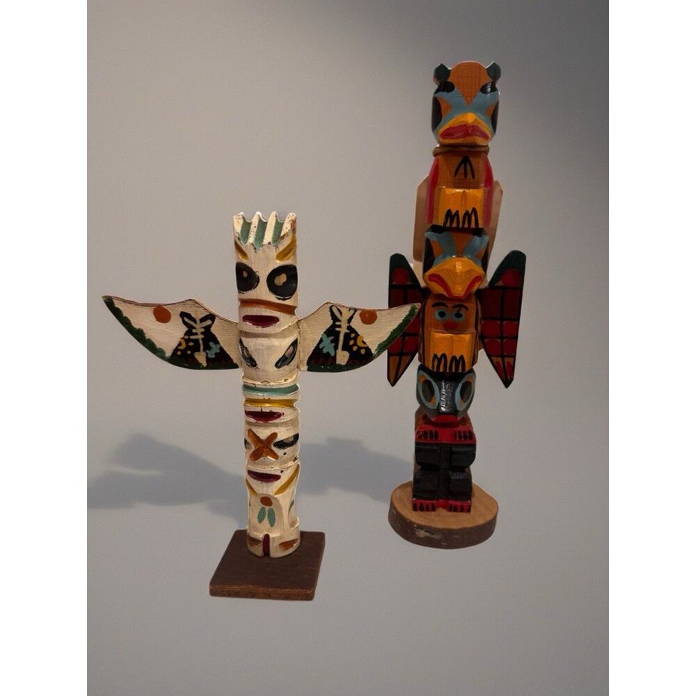 Vintage NW Coast Totem Poles Pair Alaska ANAC Souvenir Handmade Pacific Fetish